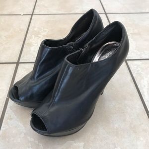 Cathy Jean open toe ankle boots with side zipper
